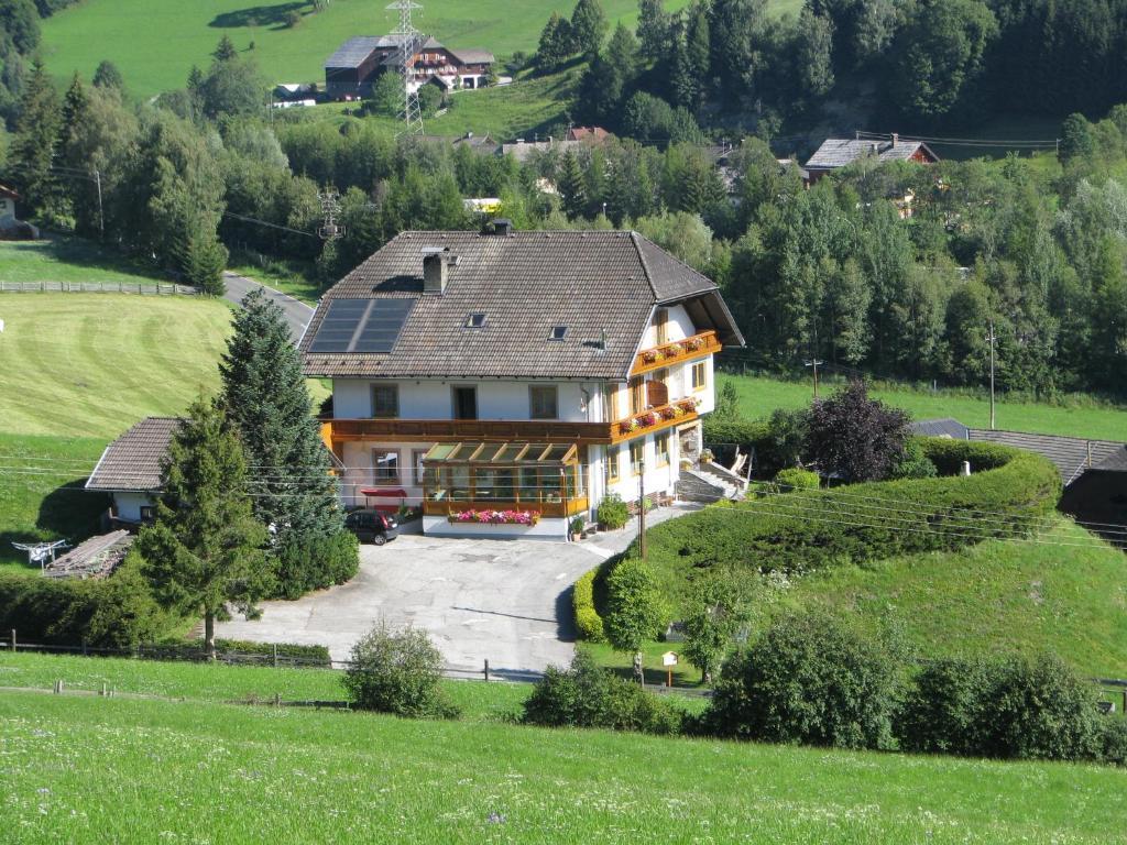 Haus Pfeifenberger Hotel Zederhaus Exterior photo